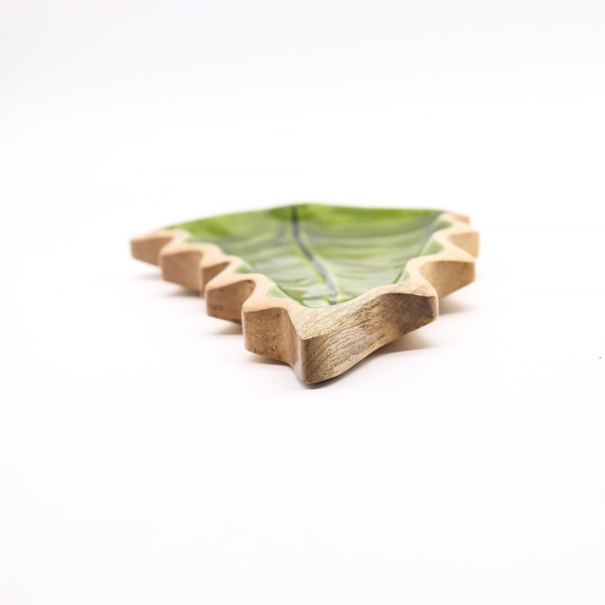 Ciotola a foglia in legno di mango e smalto verde – 33 x 17 cm