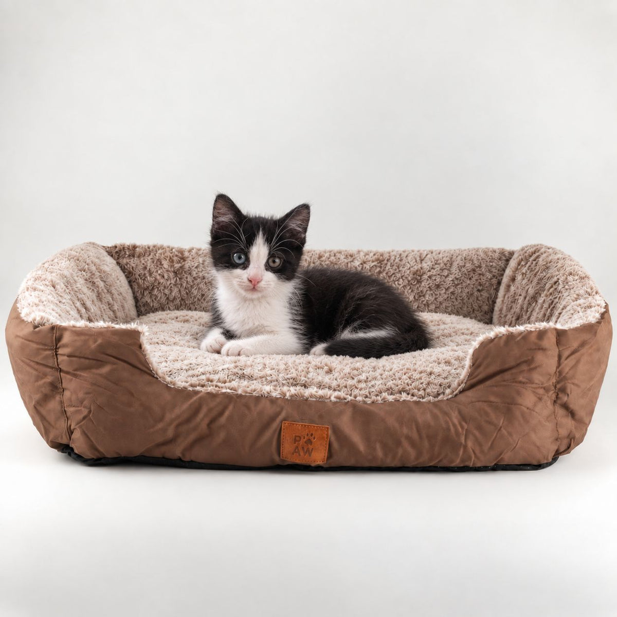 Cuccia in peluche Teddy marrone – piccola, 60 × 45 × 17 cm