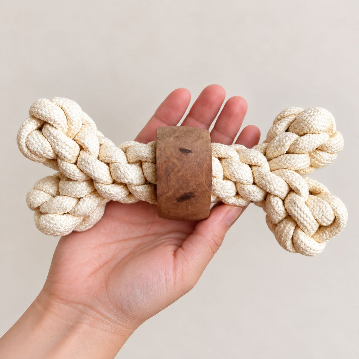 Osso in corda e legno di caffè "Power Knot"