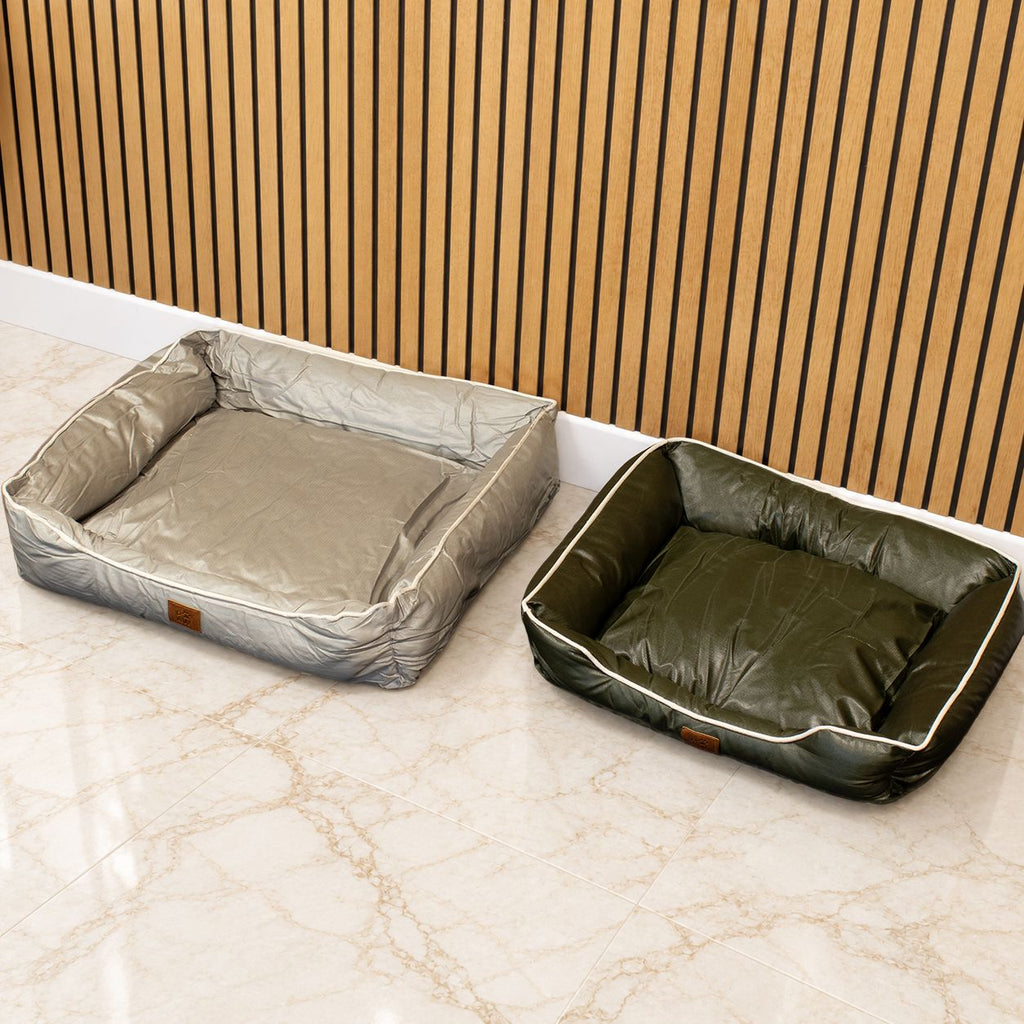 Cuccia verde kaki con bordino crema – piccola, 60 × 50 × 15 cm