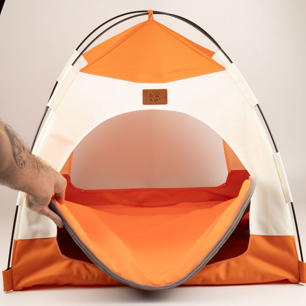 Cuccia a tenda beige e arancione – grande, 58 × 58 × 48 cm