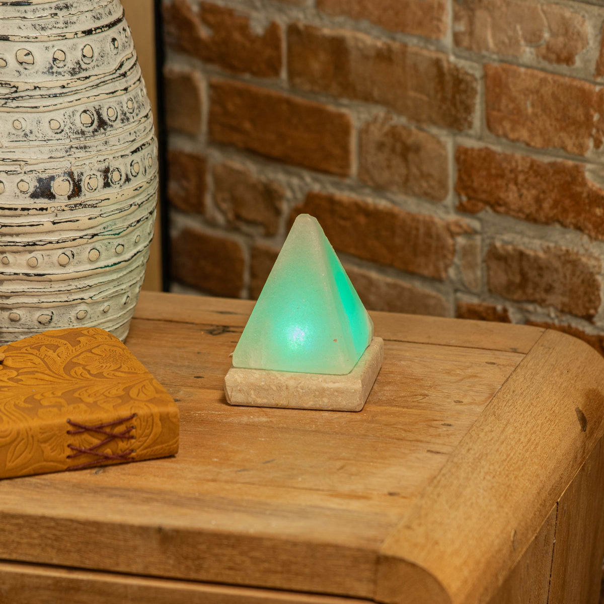 Lampada piramide in sale bianco USB – 9 cm, luce multicolore