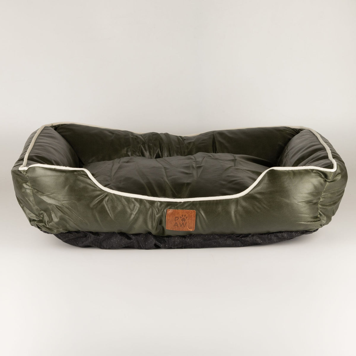 Cuccia verde kaki con bordino crema – piccola, 60 × 50 × 15 cm