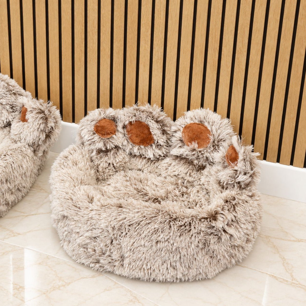 Cuccia a forma di zampa Big Paw – media, 60 cm