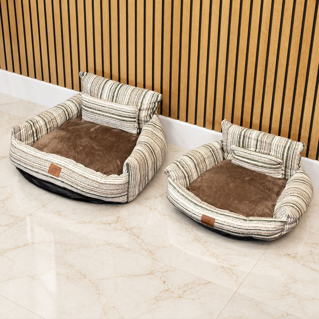 Cuccia a divanetto a righe marroni – piccola, 50 × 50 × 26 cm
