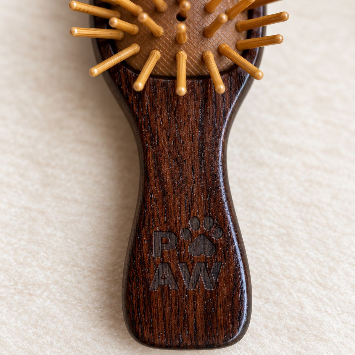 Mini spazzola massaggiante con dentini in bambù