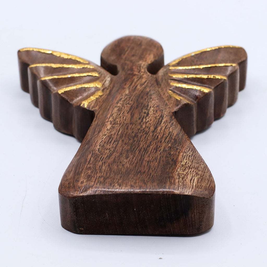 Angelo in legno di mango con ali dorate – 19 cm